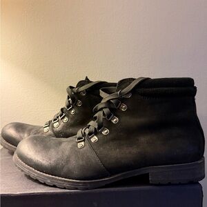 Kenneth Cole New York Black Men's Chukka Lace-Up Boots